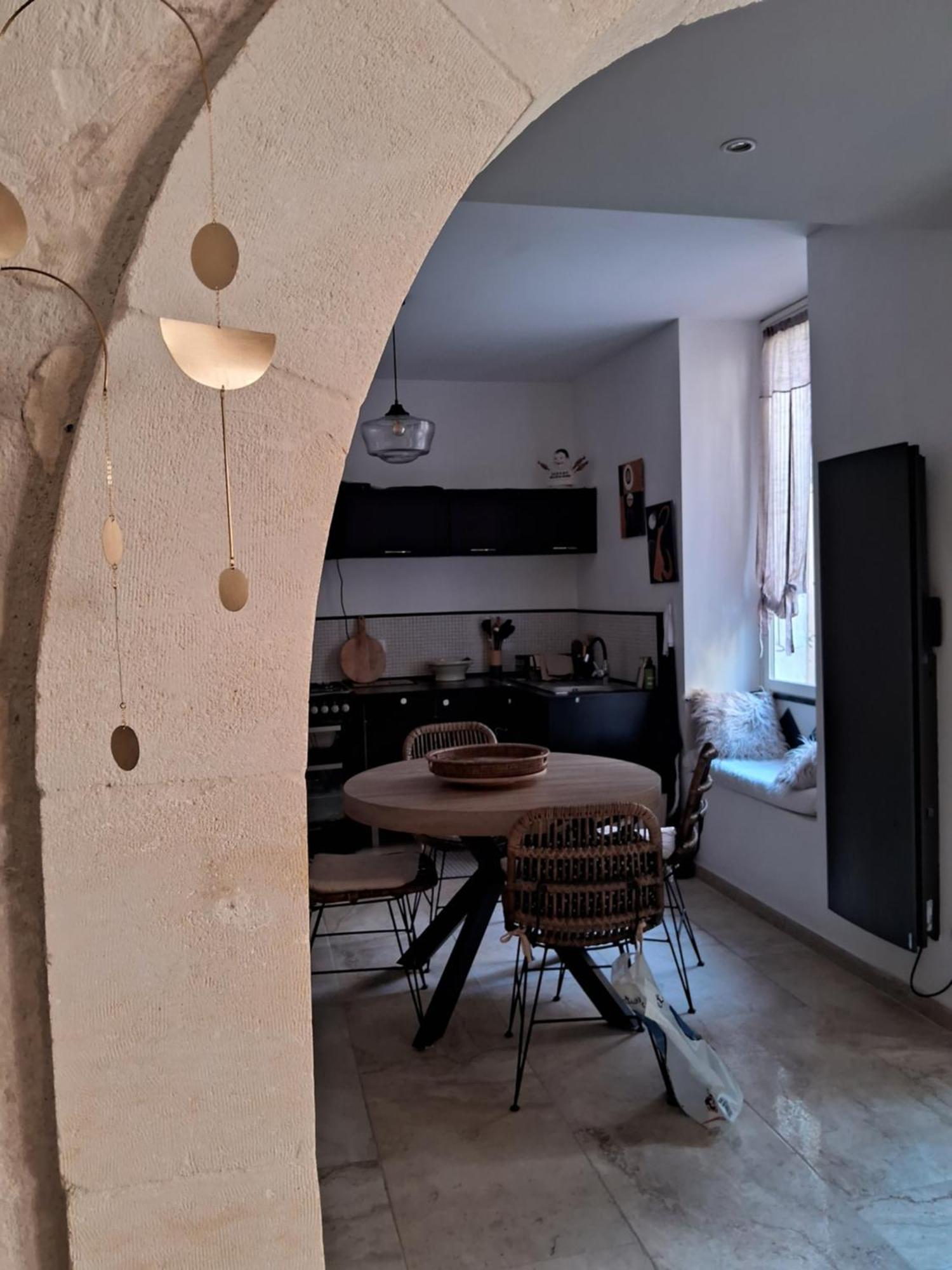 Le Clos Du Rouet Tarascon Εξωτερικό φωτογραφία