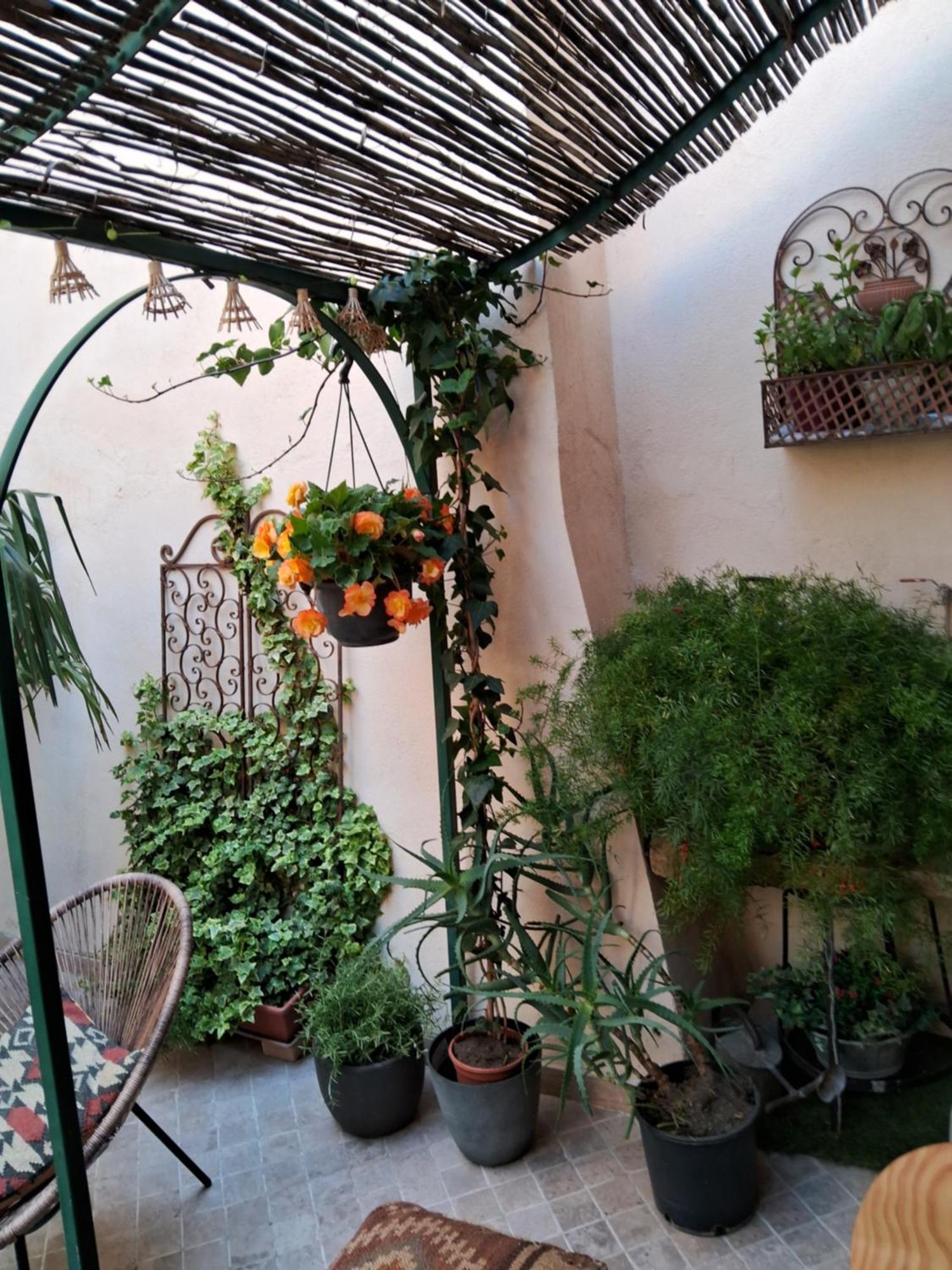 Le Clos Du Rouet Tarascon Εξωτερικό φωτογραφία